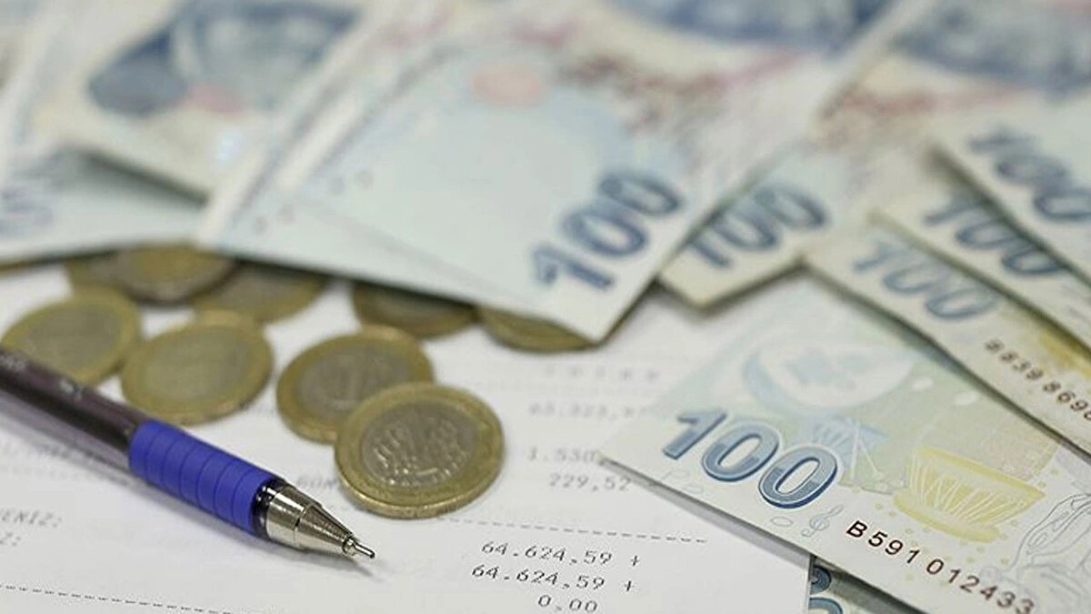 Yasa Ocak ayında yürürlüğe girerse yaş dışında 8 Eylül 1999 tarihinde yürürlükte olan emeklilik koşullarını yerine getirmiş olanlar aynı ay dilekçe verebilecekler.<br><br>