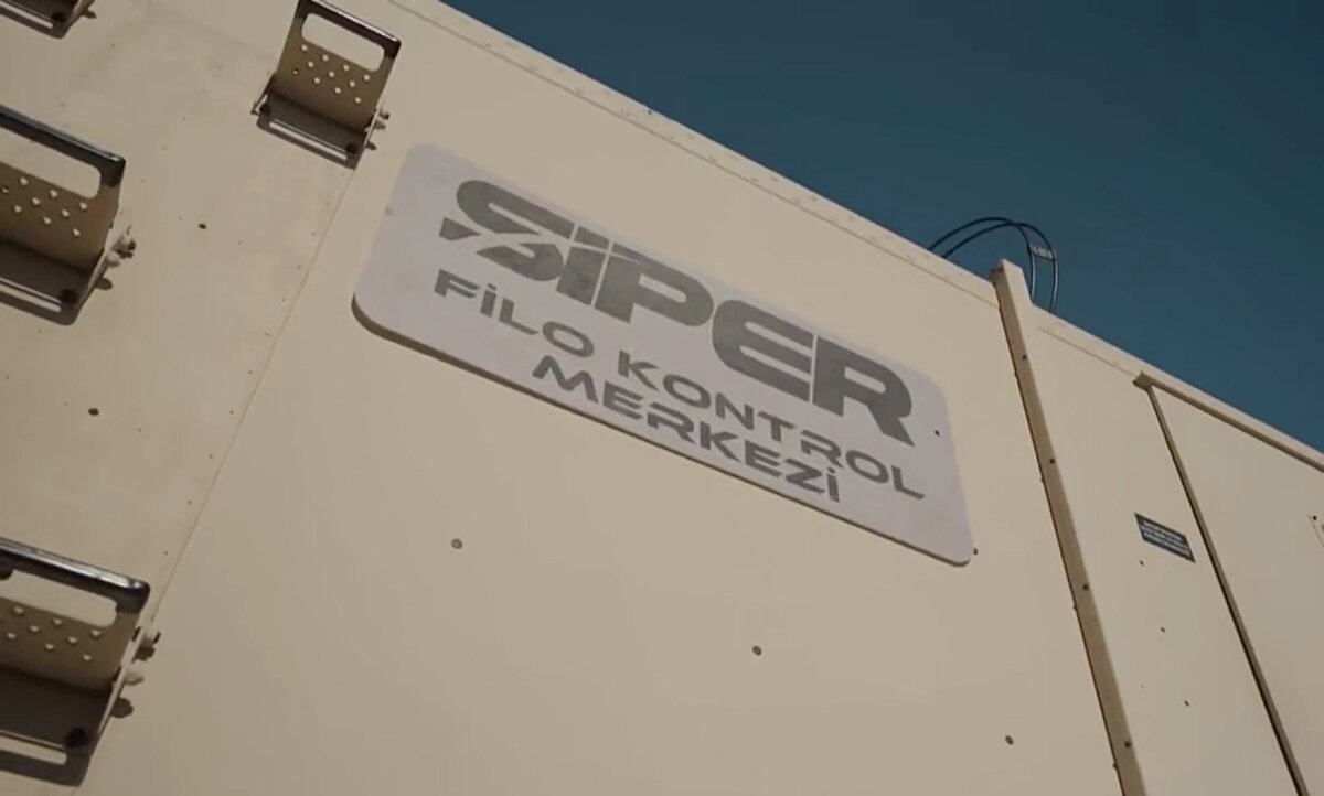 Bölge hava savunması kapsamında stratejik tesislerin korunması amacıyla geliştirilen SİPER, uzun menzilde ve dağınık mimaride hava savunması sağlayacak. Hava soluyan hedeflere karşı etkili olan SİPER ileriki geliştirme aşamalarında balistik füze engelleme yeteneğine de kavuşturularak.