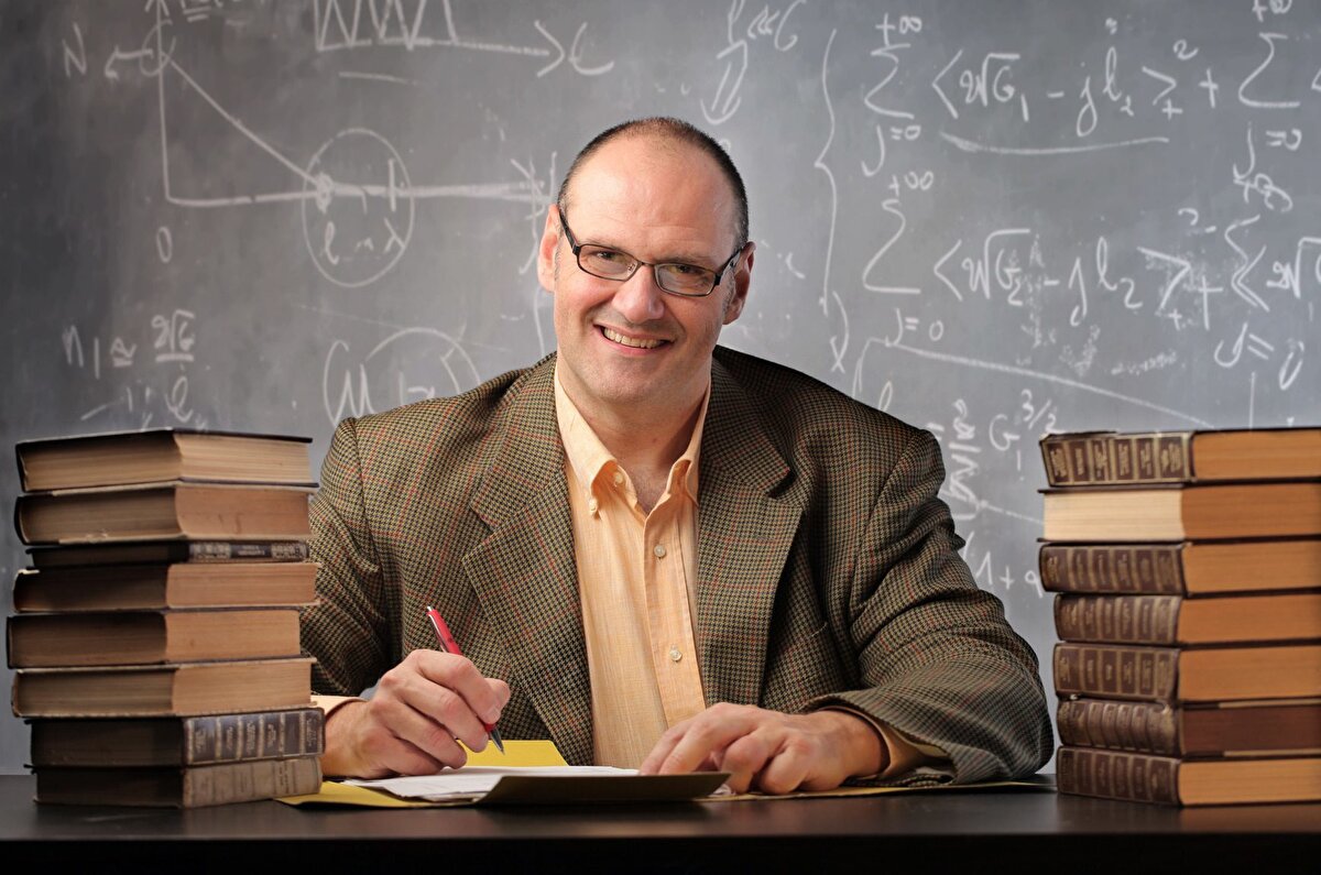 Profesör 14 <br><br>Mevcut maaş: 25 bin 824 TL<br><br>Yüzde 25 zamlı yeni maaş: 32 bin 048 TL