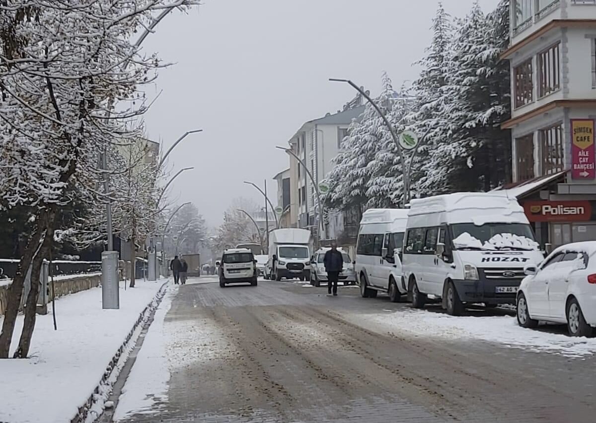 Numunede yapılan incelemede hayvanın kuduz olduğu tespit edildi.<br><br>