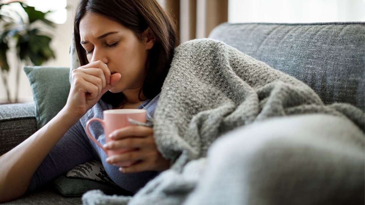 Fakat öksürük, çoğunlukla geçici bir sorun gibi görülse de ciddi hastalıkların habercisi olabilir" diye konuştu.