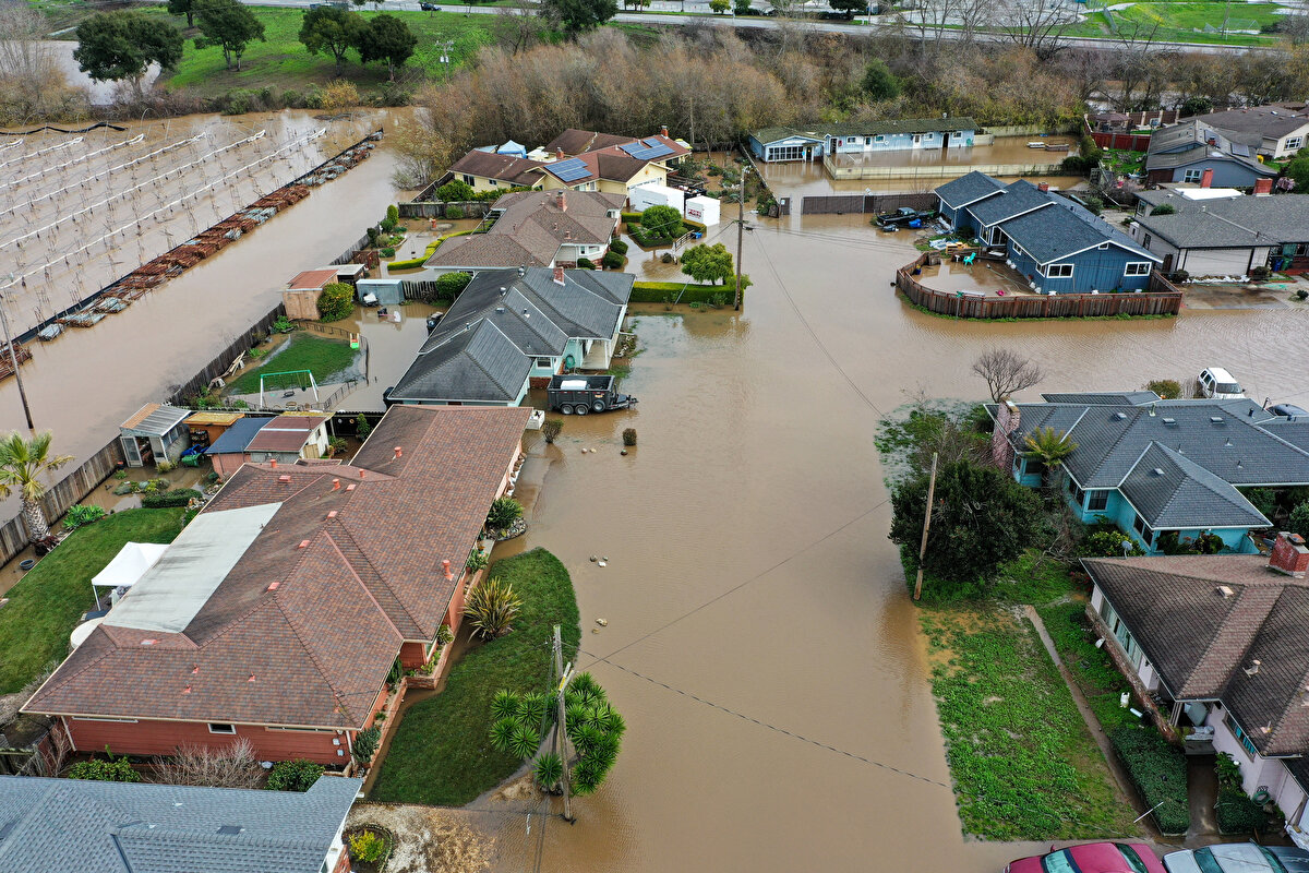 San Luis Obispo Bölge Şerifi Tony Cipolla, kaybolanların bulunması için çalışmaların sürdüğünü açıkladı.<br><br>