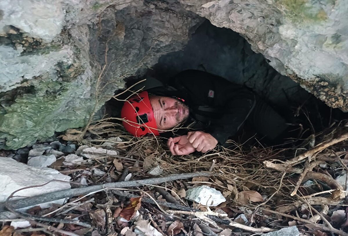 Pandemide, sokağa çıkma kısıtlamasının olduğu 13 Aralık 2020 günü, Tarım ve Orman Bakanlığı Doğa Koruma ve Milli Parklar Müdürlüğü tarafından ormana yerleştirilen fotokapana yakalanan Erkan'a 789 lira ceza kesildi. Türkiye'de fotokapana yakalanıp sokağa çıkma ihlalinden ceza yiyen tek kişi olan Erkan'ın yaşantısı sade görünse de çoğu zaman ilginç görüntülere sahne oluyor.<br><br>