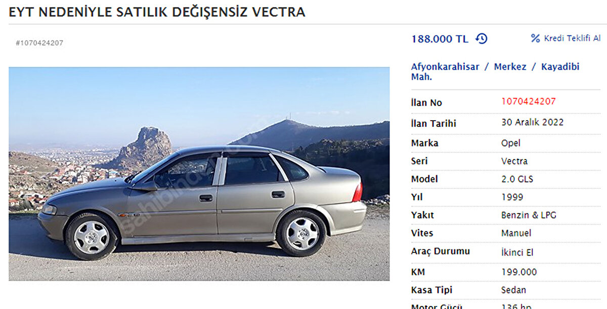 Cumhurbaşkanı Recep Tayyip Erdoğan'ın, yaş sınırı olmadan prim gün ve yılını dolduran, 8 Eylül 1999 öncesi sigorta girişi olanlara emeklilik hakkı tanınacağı açıklamasının ardından; bu düzenlemeden yararlanmak isteyen yaklaşık 2,5 milyon kişi, yasa tasarısının Türkiye Büyük Millet Meclisi'ne (TBMM) gelmesini bekliyor. 8 Eylül 1999 öncesi sigorta girişi olup, prim gün veya yıl eksiği olanlar ise bu eksiklerini kapatabilmek için askerlik ve doğum borçlanması yapabiliyor. Bu kapsamda birçok kişi 1 Ocak 2023 öncesi SGK il ve ilçe müdürlüklerine başvurularını yaparken, bir kısmı da başvuru için yasanın çıkmasını bekliyor.