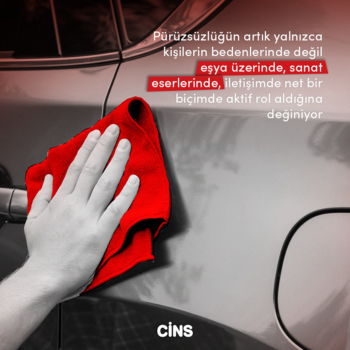 Pürüzsüzlüğün artık yalnızca kişilerin bedenlerinde değil eşya üzerinde, sanat eserlerinde, iletişimde net bir biçimde aktif rol aldığına değiniyor