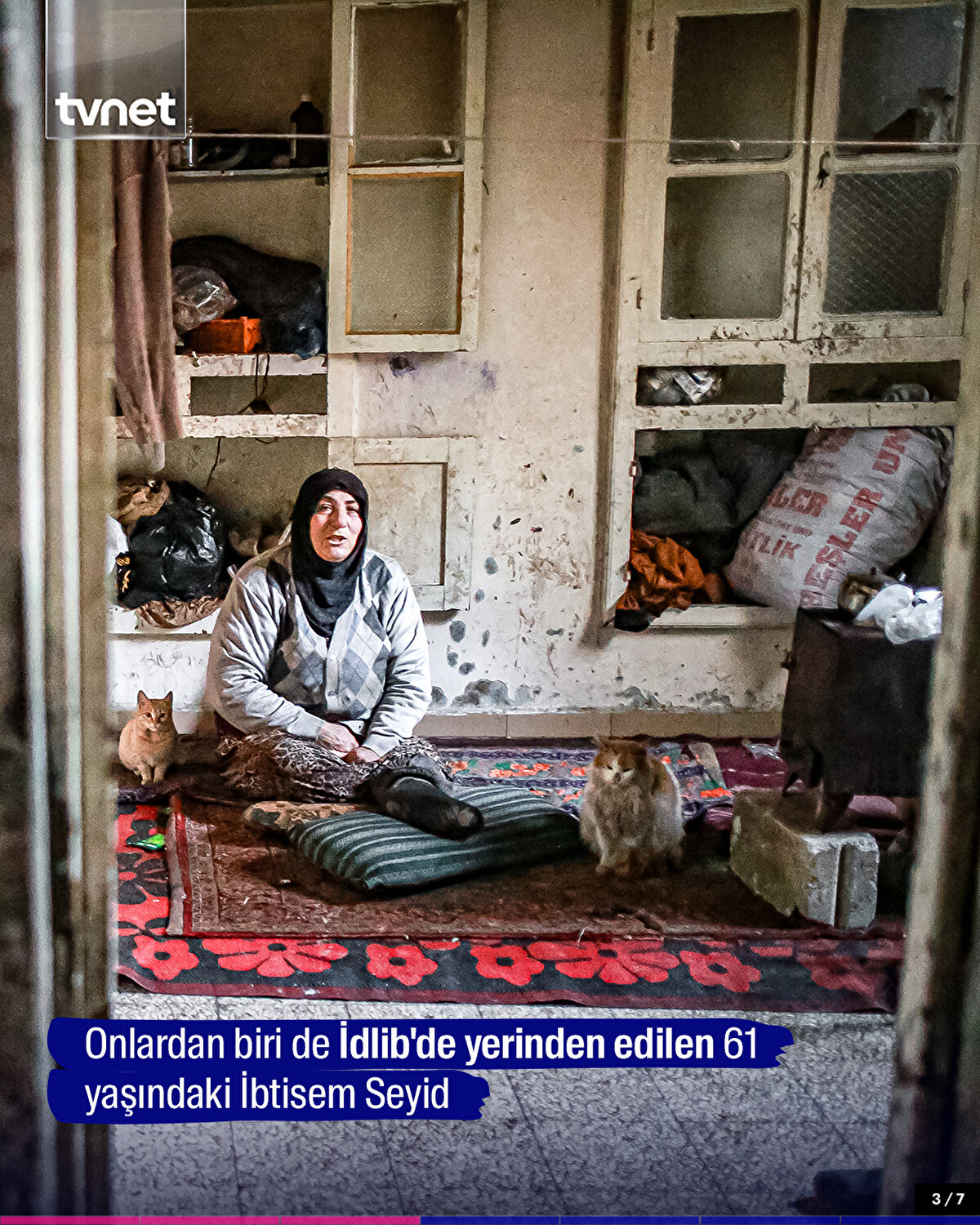 Onlardan biri de İdlib'de yerinden edilen 61 yaşındaki İbtisem Seyid