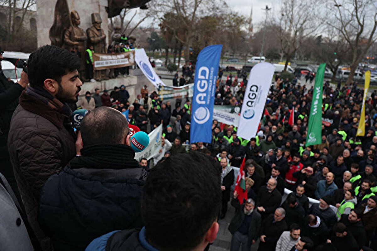 Rasmus Paludan isimli İslam düşmanının önce İsveç sonrasında ise Danimarka'da gerçekleştirdiği küstahlıkların ardından Milli Görüş meydanlara indi. <br><br><br>