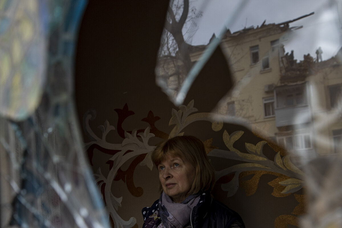 Kısa bir süre önce Ukrayna'ya topçu sistemleri verdiklerini kaydeden Frederiksen, "Elbette, bugün konuştuğumuz konu tanklardır. Kısa bir süre önce Ukrayna'ya topçu sistemlerini gönderdik. Ancak tanklara da ihtiyaç var. Tanklar da dahil olmak üzere Ukrayna için şimdi ve gelecekte önemli olan çeşitli konuları konuştuk." dedi.<br>