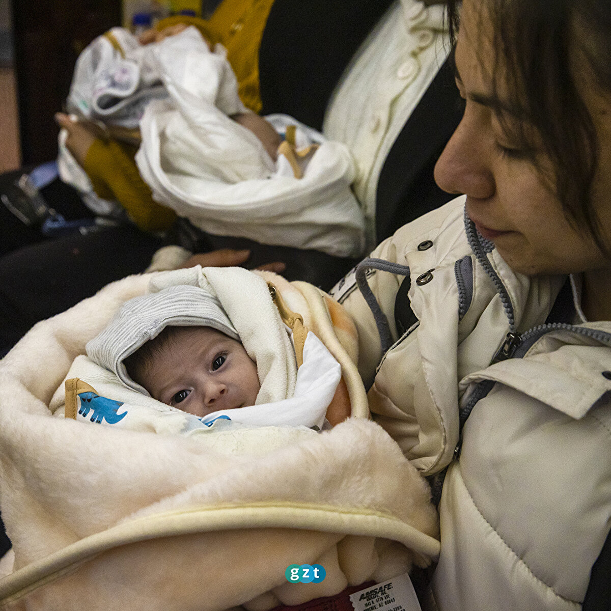 Deprem sırasında Kahramanmaraş'taki hastanelerde, refakatçileri olmadan tedavileri süren diğer 14 bebeğin de ailelerine ulaşılamadığı için başkentte koruma altına alındığı öğrenildi.