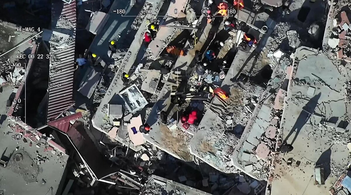 Dijital şehir ikizi teknolojisiyle hasar gören binaların kadastro ve Mekansal Adres Kayıt Sistemi'ndeki (MAKS) numarataj ve nüfus verileri ile sisteme eklenen ihbar verileri eşleştirilerek, ATLAS sistemine entegre ediliyor ve bu sayede yıkık binalarda ikamet eden kişi sayısına depremde görevli tüm ekipler erişebiliyor.