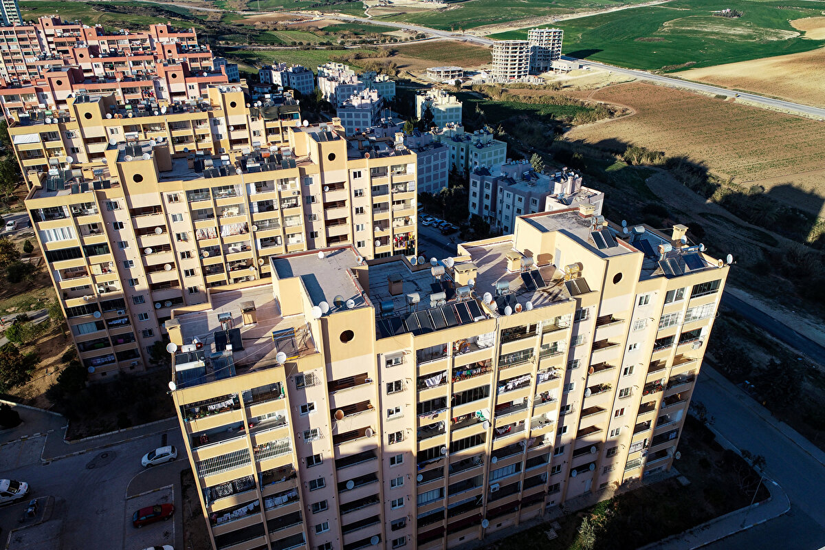 <br>Ünsal, evlerinde sorun olmadığı için oturmaya devam ettiklerini dile getirdi.