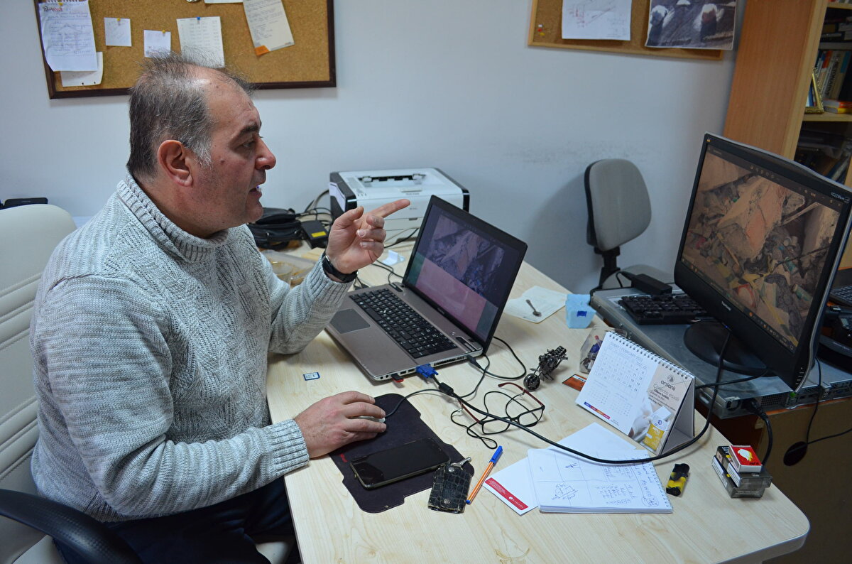 Çimento miktarı çok düşük. Çevre Şehircilikten arkadaşa deneylerin bir tanesini yaptırdık, basınç mukavemeti 3-4 Megapascal (MPa) çıktı. Şu anki deprem yönetmeliğinde 35 Megapascal istiyor. Çok kötü şartlarda dökülmüş betonlar ama bunlar projesiz yapılar. Bağlar'da bu tip bina çok fazladır. Çoğu insan da bu binalarda yaşıyor.