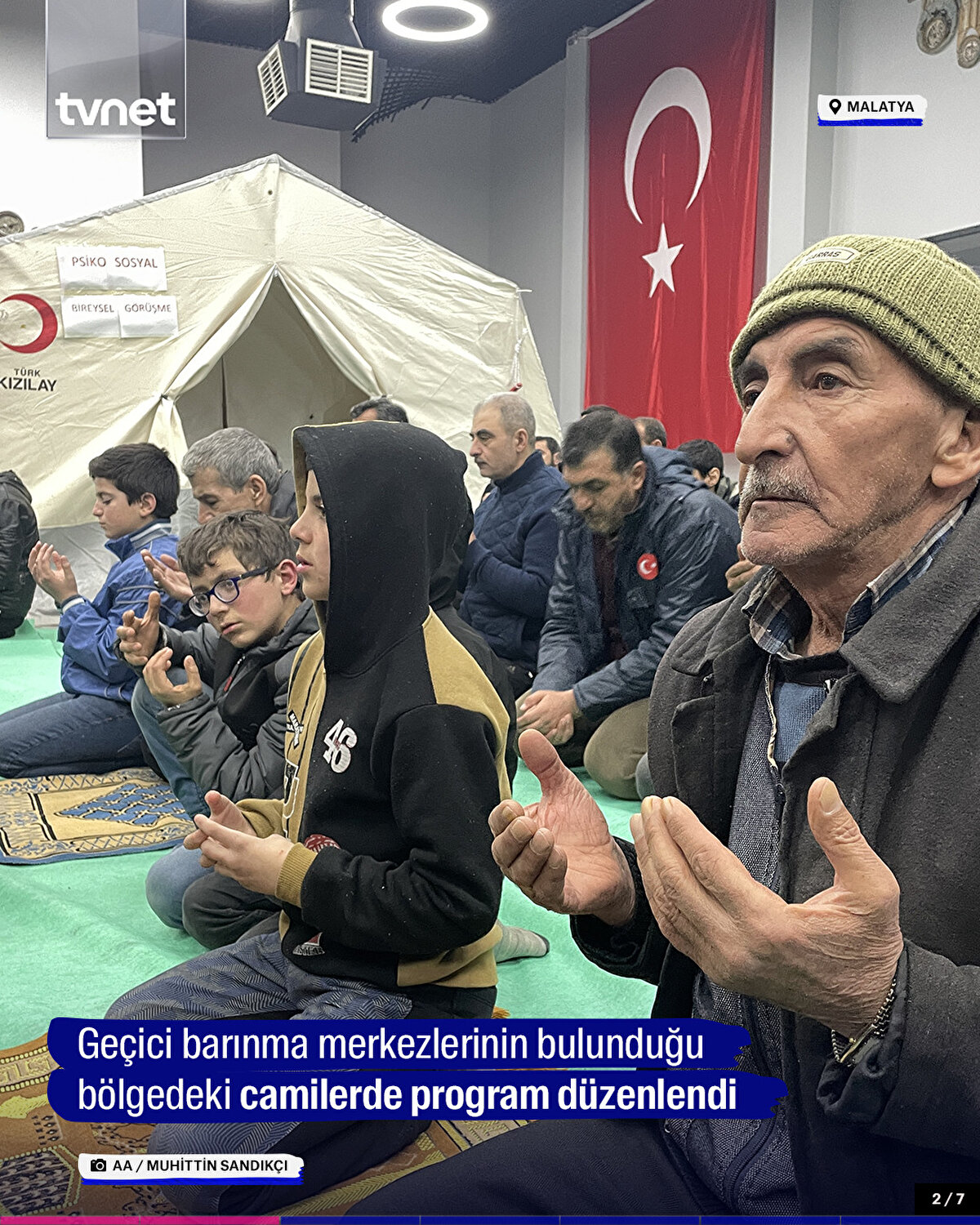 Geçici barınma merkezlerinin bulunduğu bölgedeki camilerde program düzenlendi