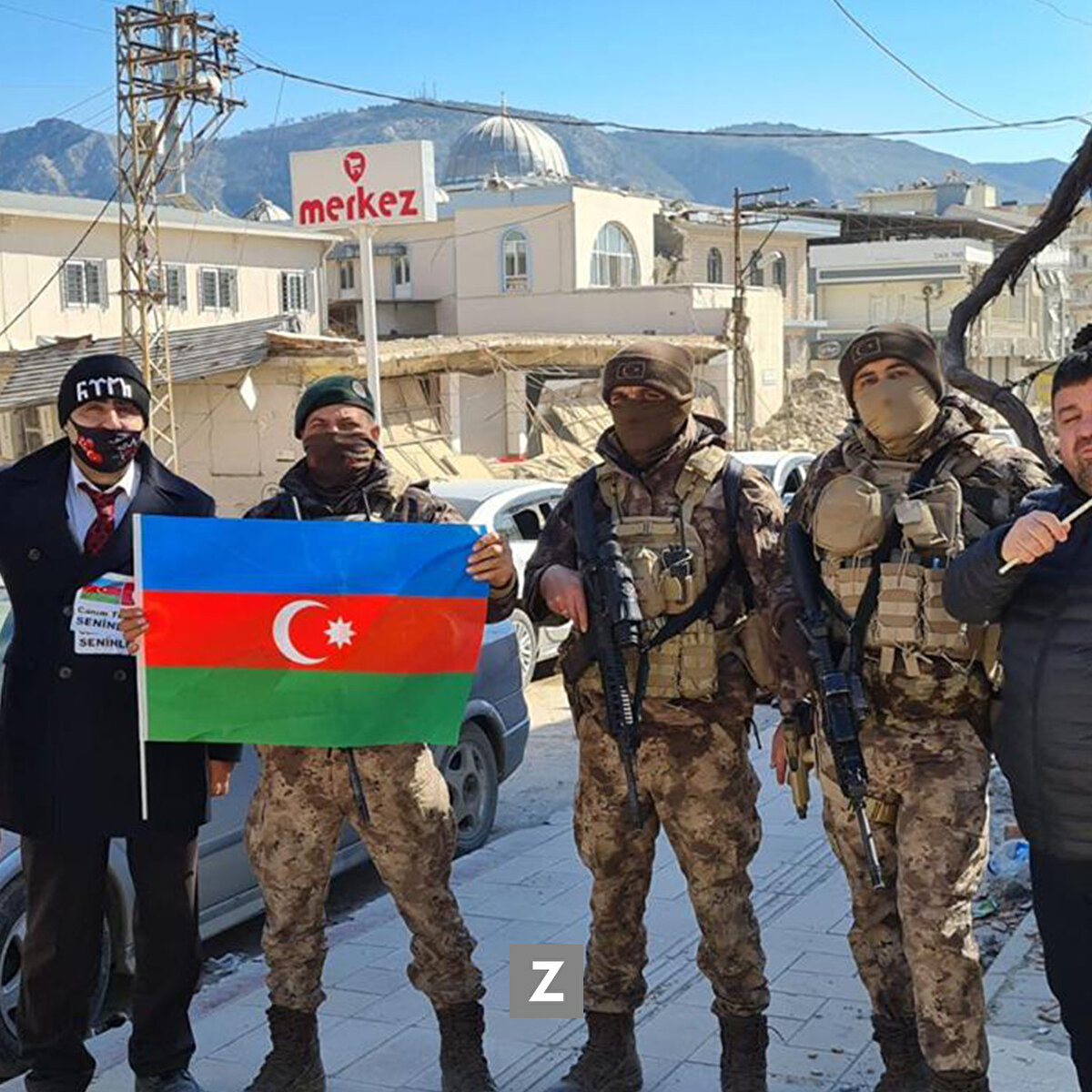 Azerbaycan-Türkiye kardeşliği tüm Türk ve İslam alemine çok güzel bir örnektir” dedi