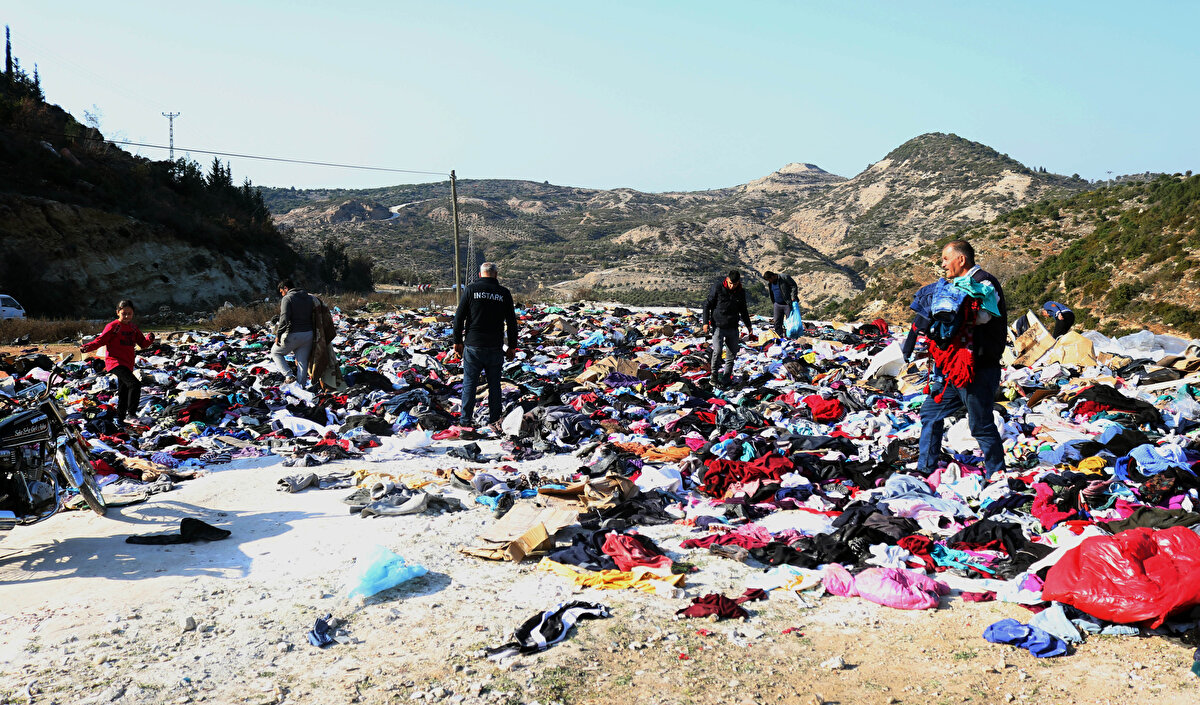 Kahramanmaraş merkezli depremler, 11 ilde büyük yıkıma yol açtı. Depremlerin ardından ülke genelinde yardım seferberliği başlatıldı.