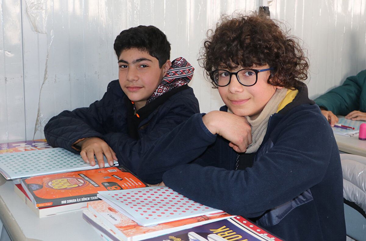 Eren Yılmaz ise elinden gelen her şeyi yaparak, tüm zorluklara rağmen sınavı kazanıp, başarılı olacağını dile getirdi.