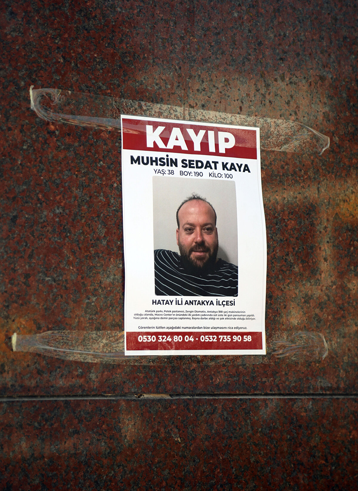 Kayıp ilanları arasında, Çağdaş Yıldız adlı çocuğa dair ilan da bulunuyor. Defne ilçesi Sümerler Mahallesi Dere Sokak No 9'daki Cem Apartmanı'nda kaybolduğu belirtilen Yıldız'ı görenlerin iletişime geçmeleri isteniyor.