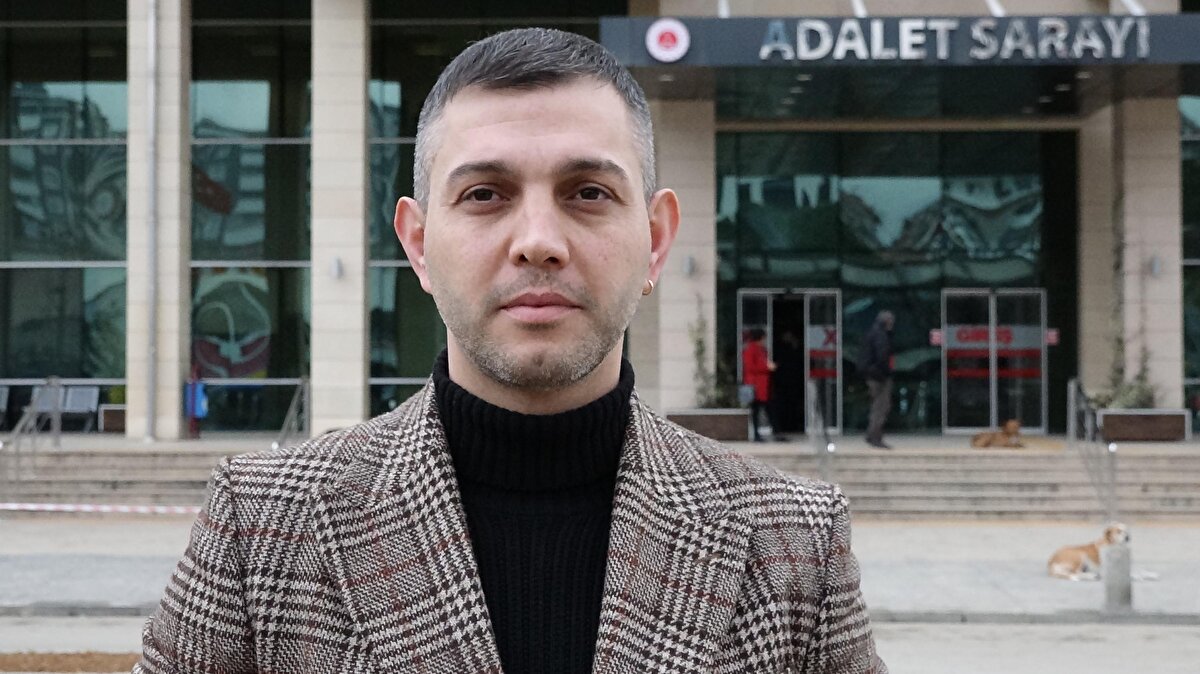 Türk adaletine güvenilmesi gerektiğini belirten Kızıltan, "Bize birtakım zorluklar çıkarıldı. Sonuçta can güvenliğimiz tehlike altında. Bu aracı 5 yıl boyunca kullanmak zorunda bırakıldık. İnsan, 'Avrupa'da kullanıcının canı değerli de Türkiye'de değil mi?' diye düşünüyor. Aynı araçta bu şekilde benzer arızalar yaşayan tüketicilere acizane tavsiyemiz, araçlarının garantisi bitmiş olsa bile dava açma hakları var. Türk adaletine güvenin. Bizim davamız belki de emsal oluşturdu. Farklı kullanıcıların dava süreçleri, bu nedenle daha kısa sürebilir" diye konuştu.