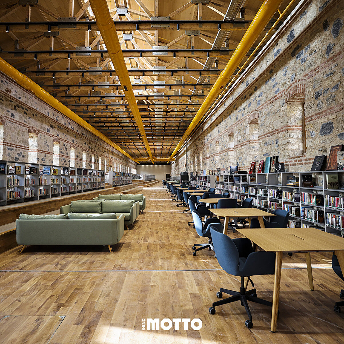 Bir buçuk senelik restorasyonun ardından Türkiye'nin en büyük kütüphanesi olarak hizmete açıldı.