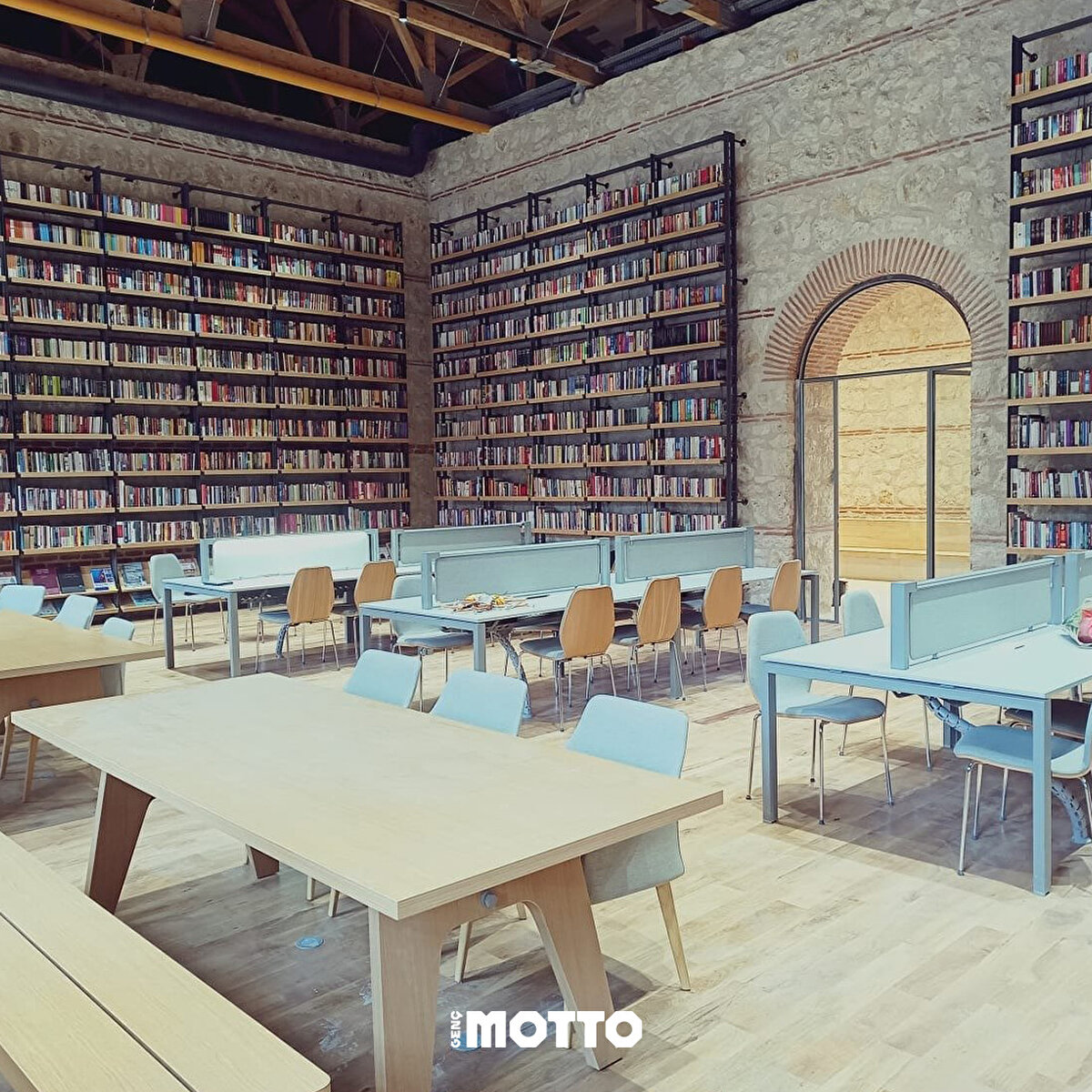 Mekân, 7 gün 24 saat kullanıma açık.