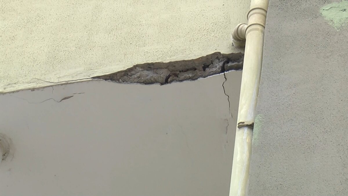 Bu süre zarfı bizim için kısıtlı. Mağdur durumdayız. <br>