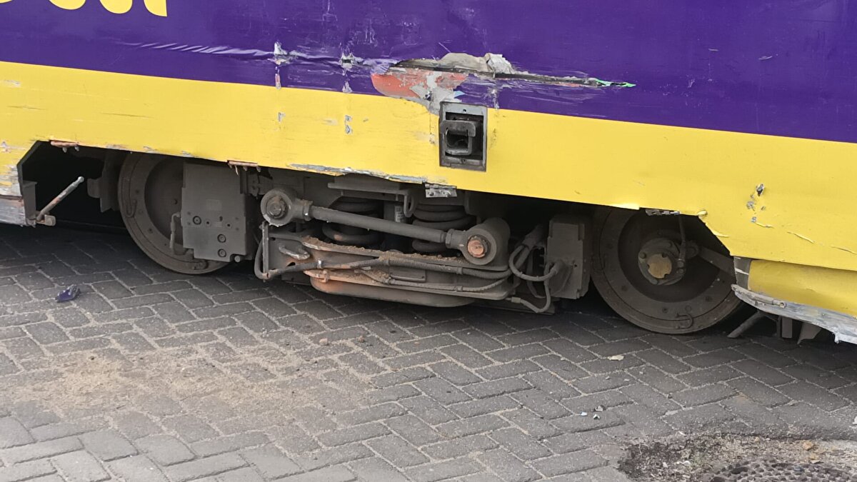 Kazada ölen ya da yaralanan olmazken, seferlerde akmasa yaşandı.