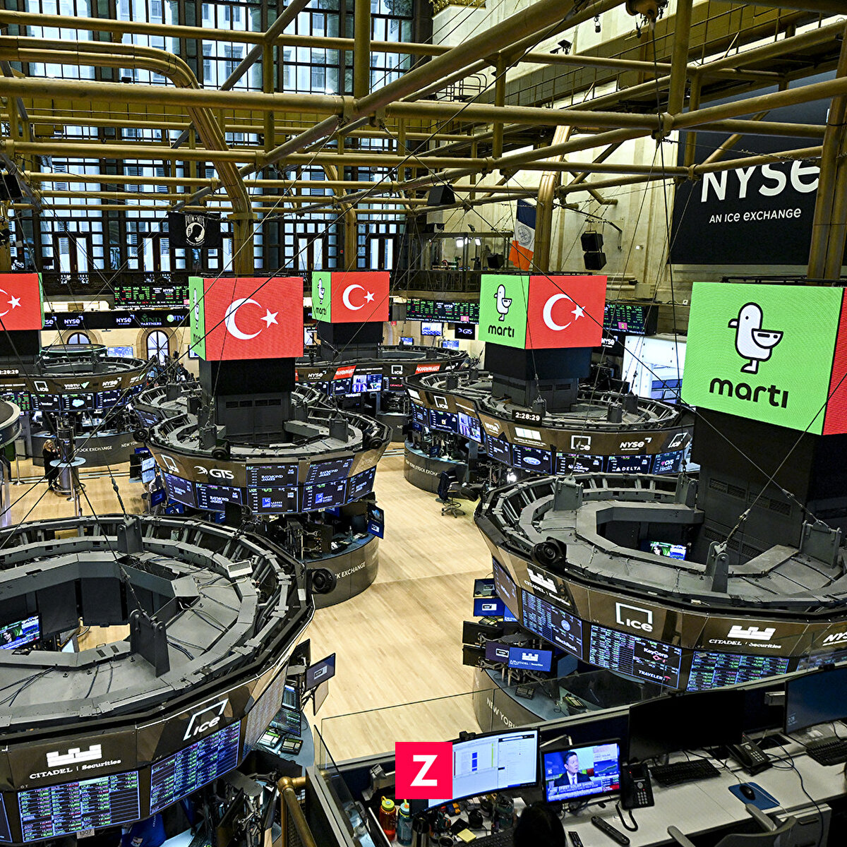 Öktem, daha sonra yaptığı açıklamada, NYSE'ye açılma sürecinde son dönemecin içinde olduklarını belirterek, "Martı, New York Borsası'na doğrudan açılan ilk Türk şirketi olacak. Buraya yatırımcılarla görüşmeye ve NYSE'yi ziyaret etmeye geldik." diye konuştu.