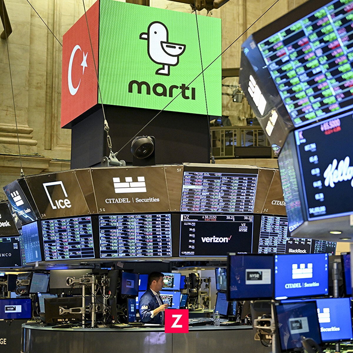 Martı Kurucusu ve CEO'su Oğuz Alper Öktem, Martı'nın New York Borsası'na (NYSE) açılma planları kapsamında New York Borsası'nı ziyaret etti.<br>