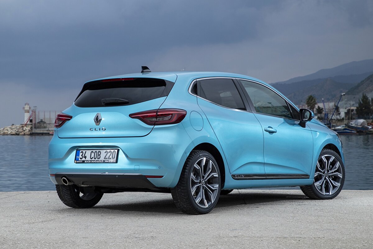 RENAULT CLIO<br>Joy 1.0 SCe 65 bg: 459.900 TL