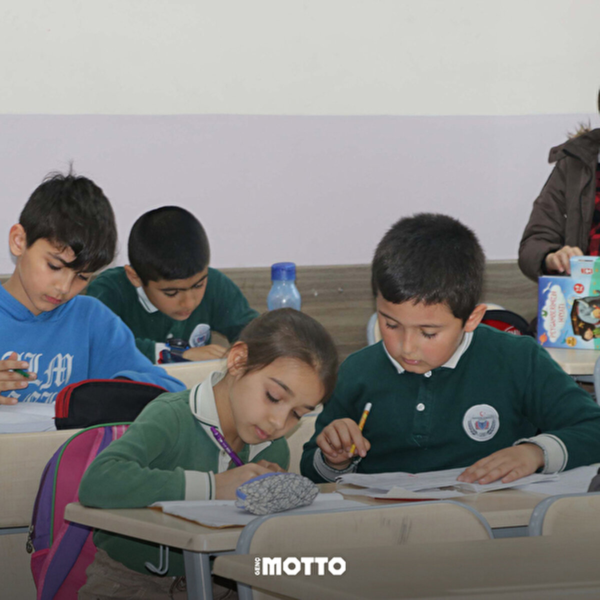 Öğretmenleri ile kavuşan öğrenciler derslerine ve sosyal hayatlarına geri döndü. 