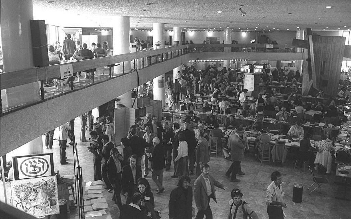 Yaklaşık 2.000 gazeteci tarihî ziyareti takip etmek için Kudüs’e gelmiş ve Kudüs Tiyatrosu'nda haber akışını yönetmek için özel bir iletişim merkezi kurulmuştu.