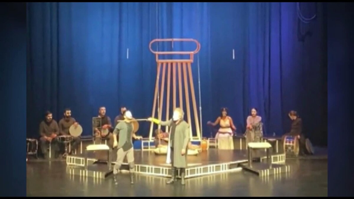 BİLGİNER'İN SON DURUMU<br><br>Oyun Atölyesi'nin Twitter hesabından yapılan açıklamada, "Bu akşam oyunda Haluk Bey’in tansiyonu düşmüştür. Durumu şimdi gayet iyi. Sizlere sevgilerini ve saygılarını yolluyor" denildi.