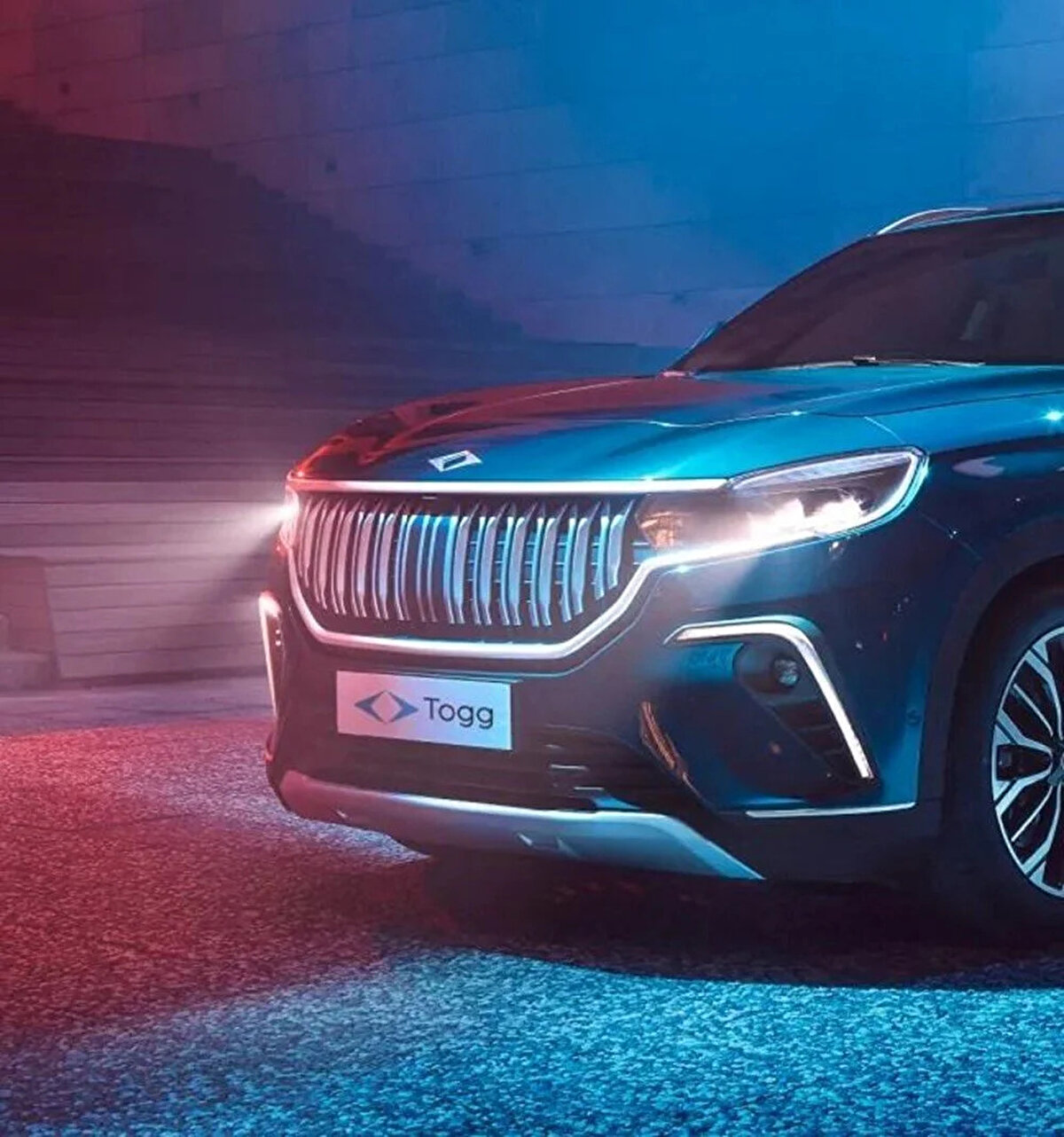 Ön sipariş dönemi sonunda noter huzurunda yapılacak çekilişle, sipariş hakkı kazananlar teslimat önceliğiyle birlikte belirlenecek. Teslimat tarihi belirlenirken seçilen versiyonun yaklaşık teslimat dönemi ile kullanıcının çekiliş sıralamasındaki yeri dikkate alınacak.