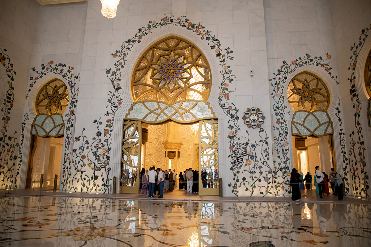 Cami, 3 binden fazla işçinin çalışmasıyla 13 yılda tamamlandı.