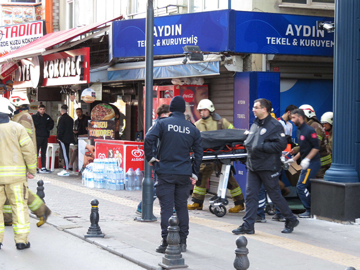 Otelde kalanlar tahliye edilirken, yangın itfaiye ekiplerinin yaklaşık 45 dakikalık çalışması sonucu söndürüldü.<br><br>