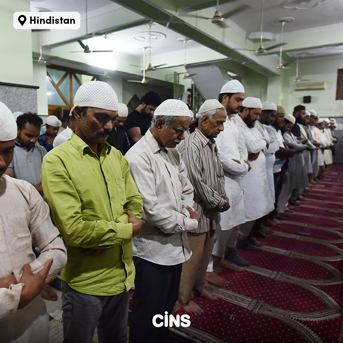 Hindistan'da topluca Teravih Namazı kılındı