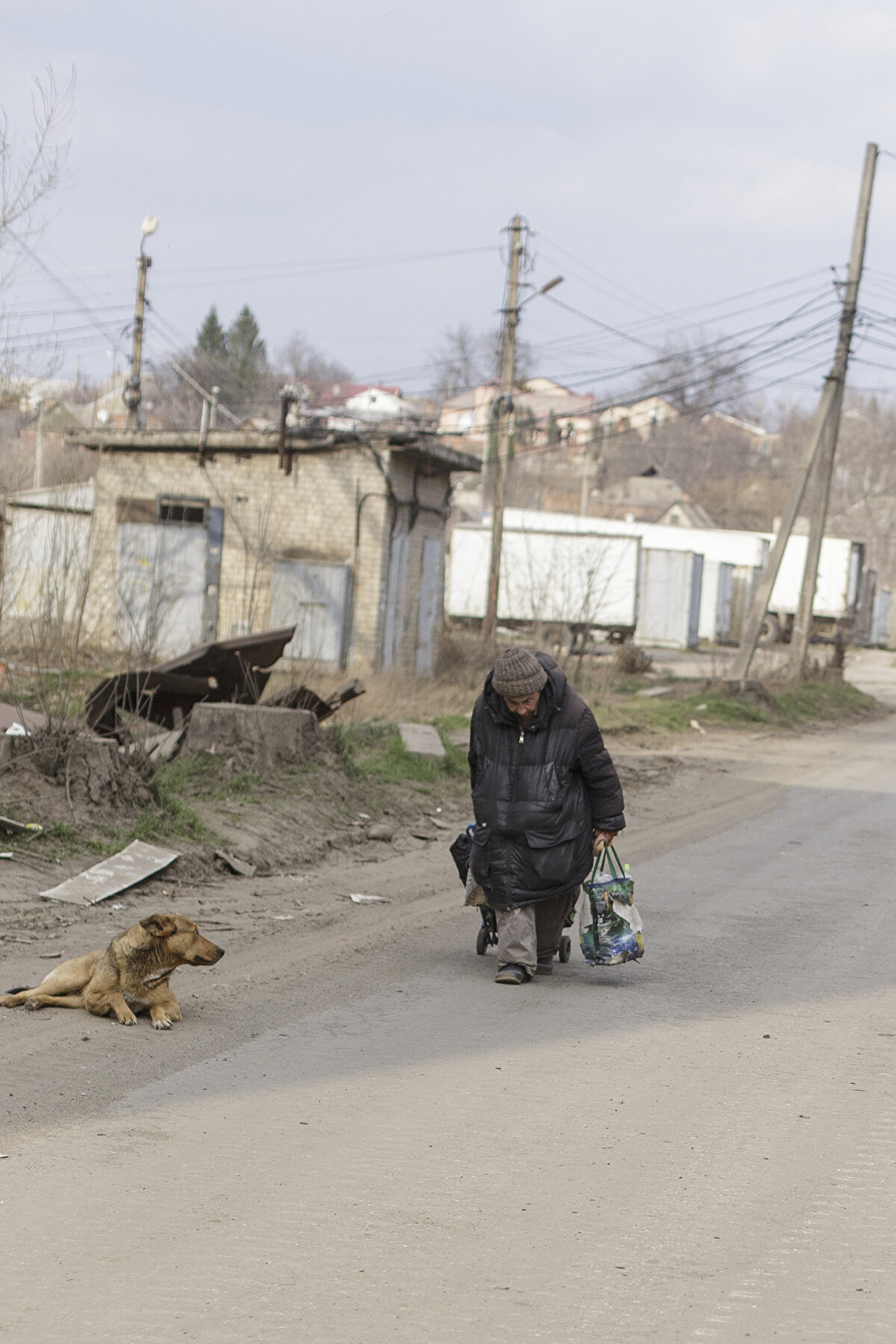 Rus komutanlar Bakhmut'u ele geçirmenin kendilerine daha fazla toprak kazanımı için bir sıçrama tahtası sağlayabileceğini umuyor.<br><br>