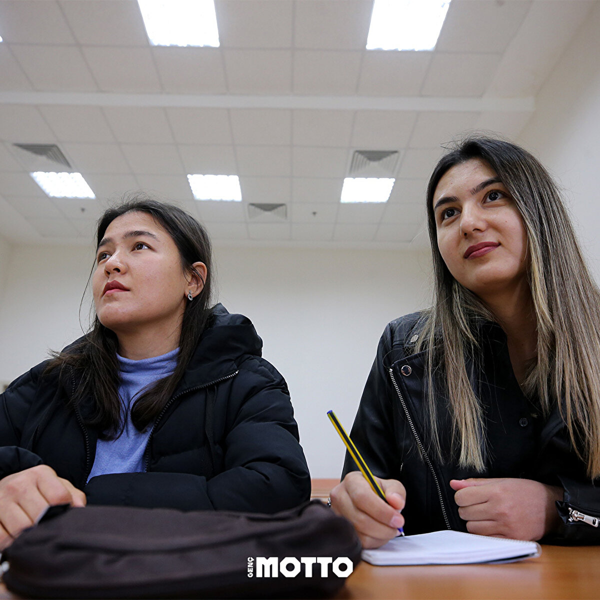 Yarıyıl sonu, tek ders, tez izleme, yeterlilik sınavı gibi sınavların ne zaman ve nasıl yapılacağına yükseköğretim kurumlarının yetkili kurulları karar verecek.