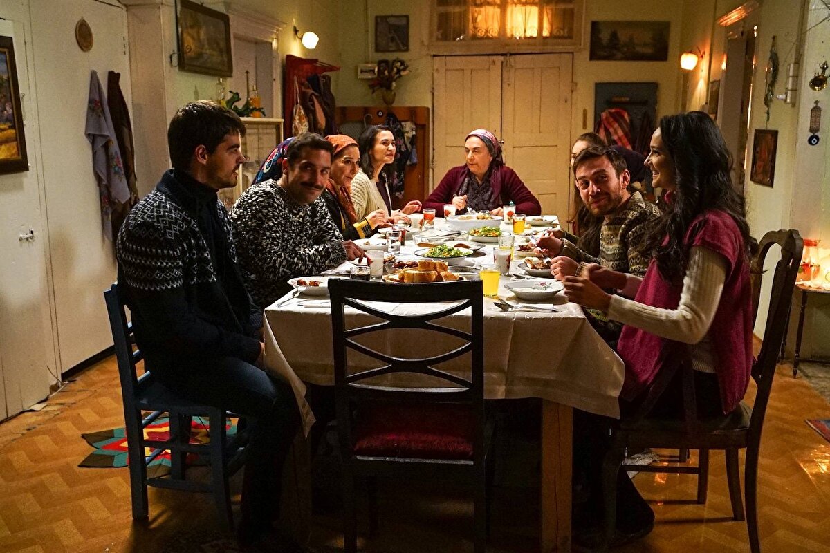 Sevilen dizi şu ana kadar 90 bölümü ile izleyicisiyle buluştu. Cumartesi günü 91. bölümü ile ekranlara çıkmaya hazırlanan Gönül Dağı'nda büyük bir sürpriz yaşanacak.<br><br>