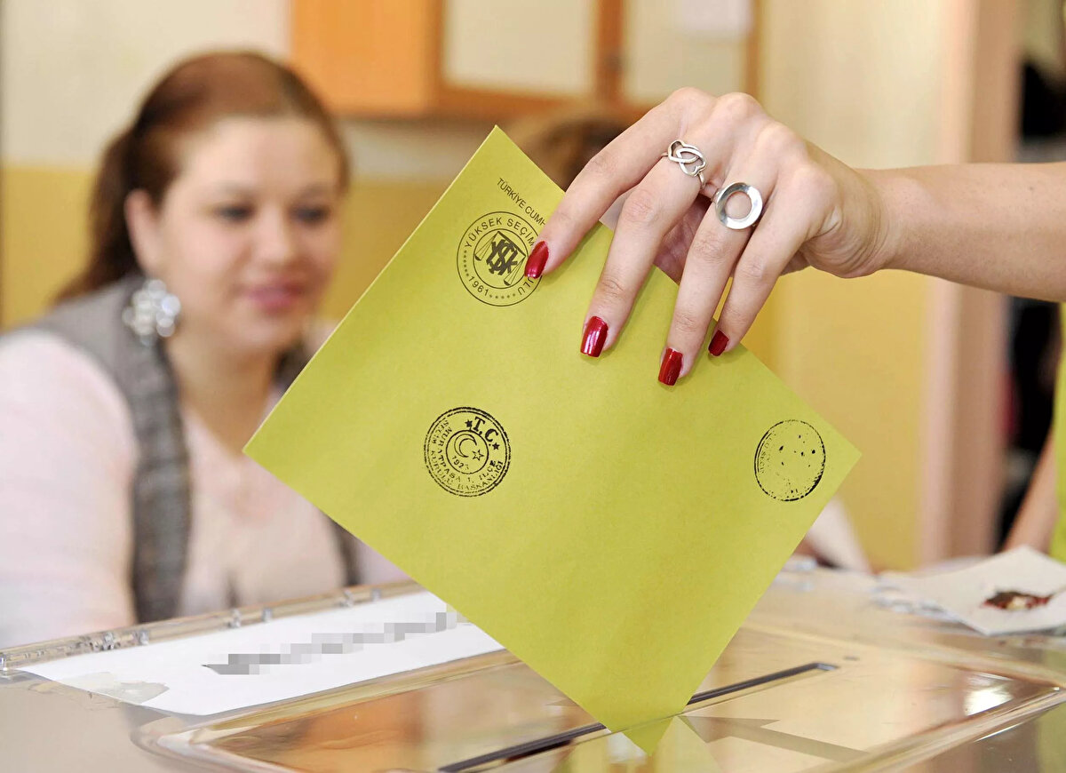 Kritik şehirlerde kadınlar, ön sıralarda aday olarak gösterildi.