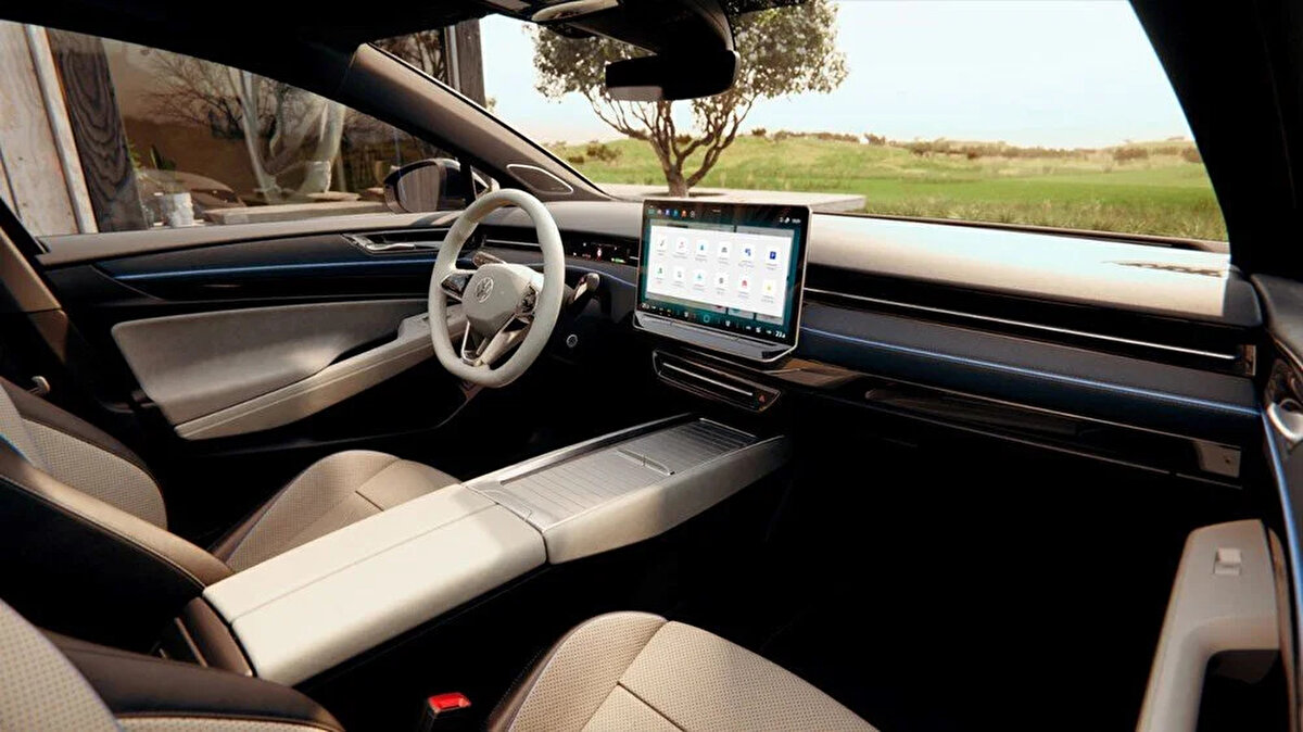 ID.7’nin fastback çizgileri gelişmiş aerodinamik prensiplere göre tasarlandı. Coupe tarzında arkaya doğru eğimli tavan çizgisi araç donanımına bağlı olarak yaklaşık 0,23 gibi sürtünme katsayısı elde edilmesine katkıda bulunuyor. Uzun dingil mesafesi ve kısa aks uzantıları, aracın içinde tüm yolcular için bolca yaşam alanı yaratıyor.<br><br>