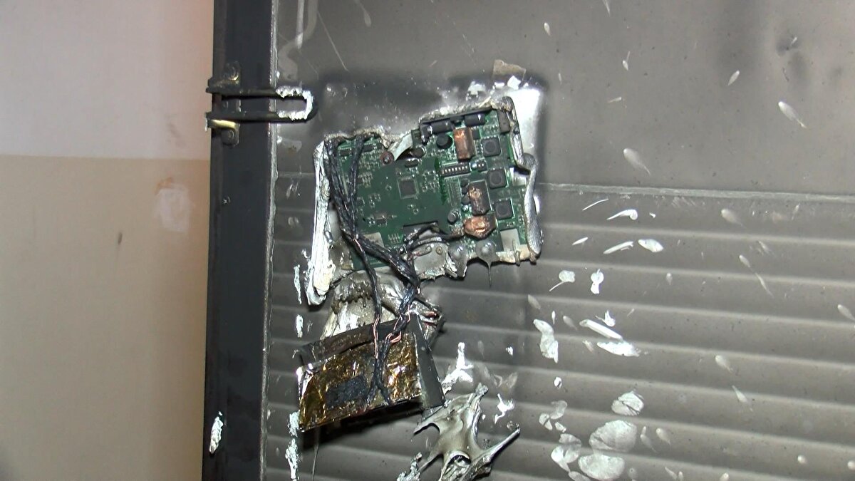 Engelli çocuk video çekerken ateş yakıyor ve yangın çıkıyor. Çocuklarla annenin durumu iyi fakat baba yoğun bakımda" dedi.