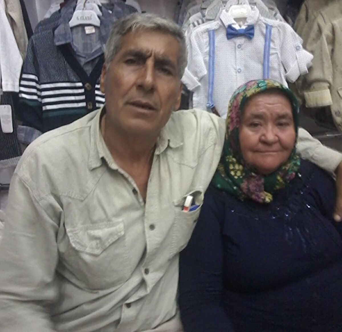 Yan yatan minibüs bir anda alev alev yanmaya başladı. Kazayı ve alevleri gören diğer sürücülerin durumu 112 Acil Çağrı Merkezine bildirmesi üzerine olay yerine itfaiye, sağlık ve jandarma ekipleri sevk edildi. Jandarma ekipleri çevrede güvenlik önlemi alırken, itfaiye ekipleri yanan minibüsü söndürdü.