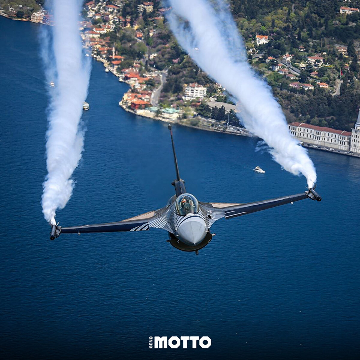 Bu uçuş sırasında  havadan ayrı karadan ayrı etkileyici fotoğraflar çekildi.