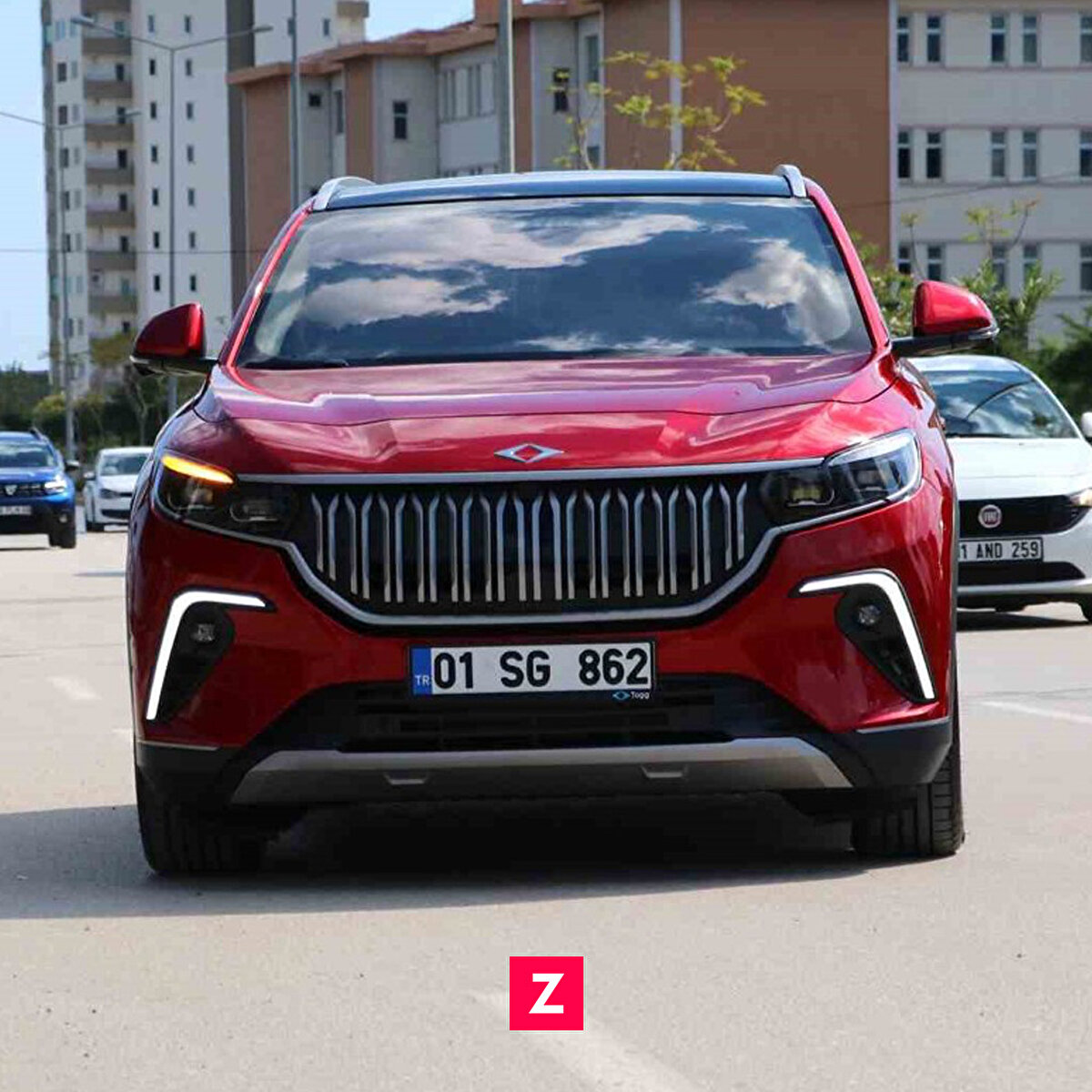 Adana'da da Togg'u ilk alan kişi 60 yaşındaki emekli Mehmet Ataş oldu. <br><br>