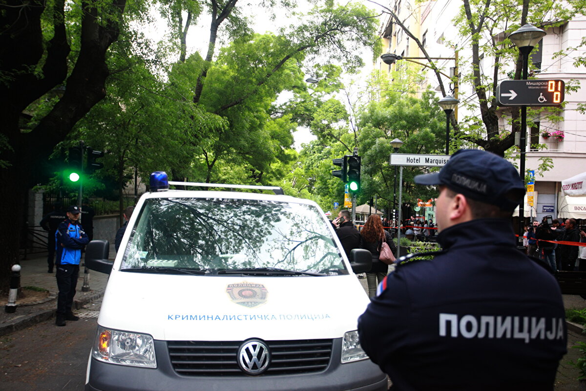 Açıklamada, saldırıyı babasına ait silahla düzenlediği düşünülen çocuğun gözaltına alındığı bildirildi.<br><br>