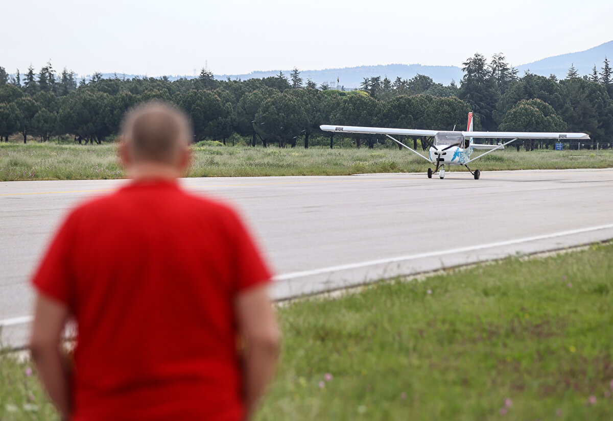 Balcı, planladıkları uçuş tarihine ilişkin soruya, "Bize uçurun izni geldiği anda uçuşumuza hazırız." yanıtını verdi.<br>