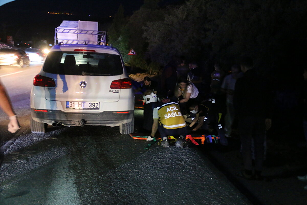 İhbar üzerine kaza yerine çok sayıda jandarma, itfaiye ve ambulans sevk edildi.
