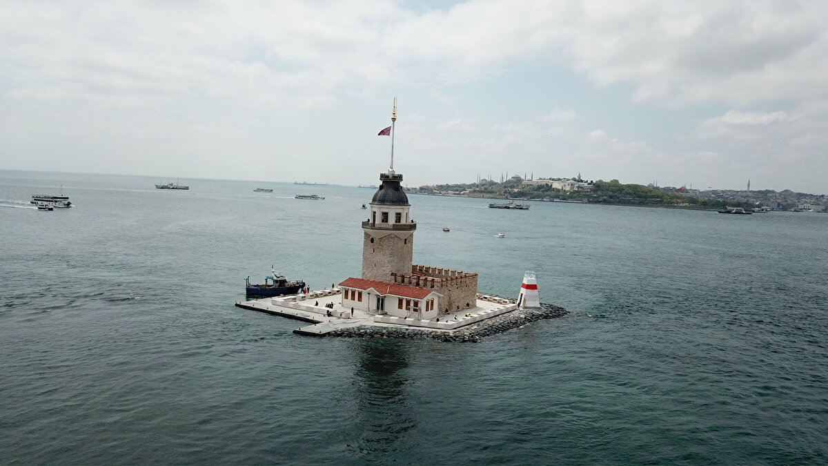 Erhan Pideci ise, "Biz buraya sık sık geliriz, eski halinde taşlar vardı. Şimdi daha yeni ve bahçe düzenlemesi yapılıyor, daha iyi bir yapı ortaya çıkmış, neredeyse bitmiş" diye konuştu.