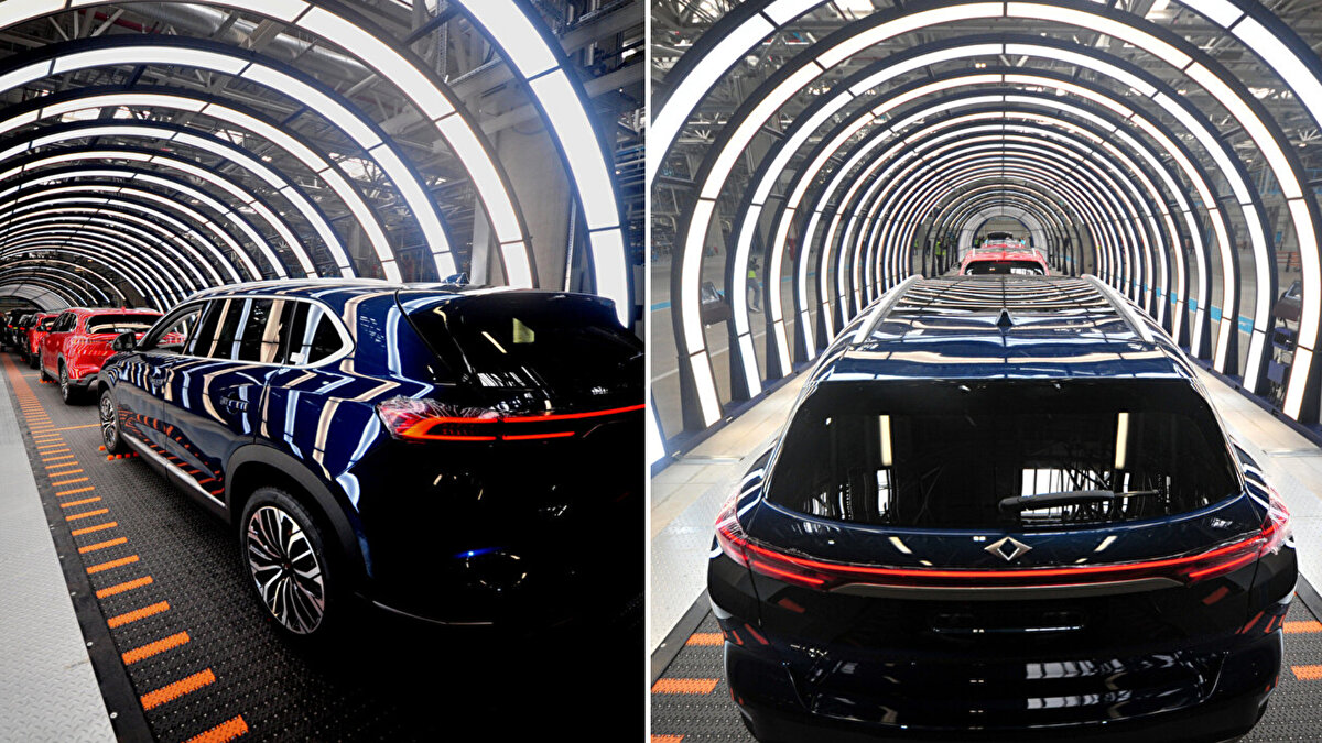 Togg CEO’su Gürcan Karakaş, Togg Gemlik Teknoloji Kampüsü'nde basın mensuplarına gövde, boya ve montaj tesislerini gezdirdi. Tesisteki incelemelerin ardından kameraların karşısına geçen Karakaş, DHA mikrofonlarına özel açıklamalarda bulundu